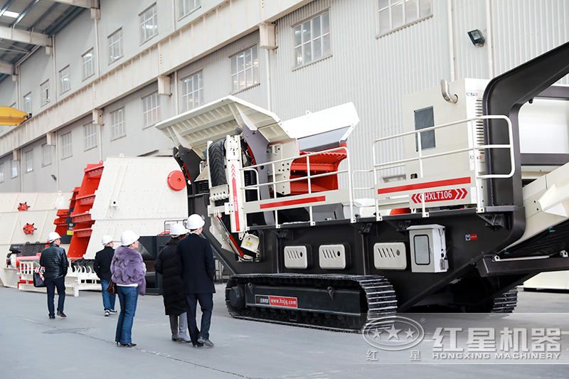 建筑廢料粉碎機(jī)客戶考察